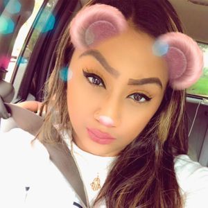 Meet your Posher, Vanessa